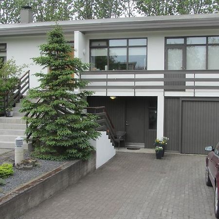 Skolo Apartment Selfoss Bagian luar foto